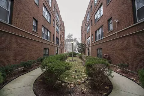 11111 S Vernon Ave, Chicago, IL 60628