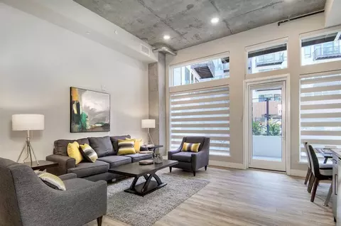 400 San Antonio Rd, Mountain View, CA 94040