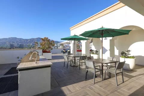 318 W Wilson Ave, Glendale, CA 91203 photo 34