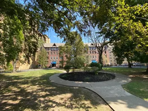 40 S Munn Ave, East Orange, NJ 07018