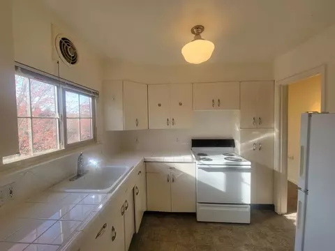 815 SE 42nd Ave, Portland, OR 97215