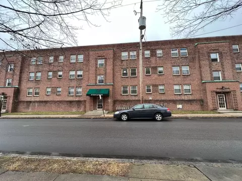 25 N Franklin St, Pottstown, PA 19464