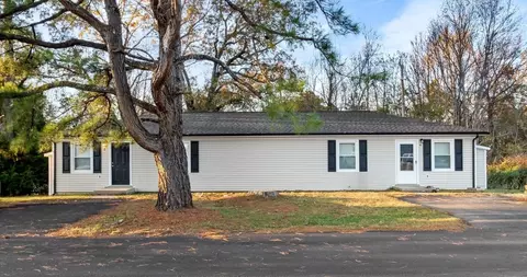 2251 Seven Mile Ferry Rd, Clarksville, TN 37040