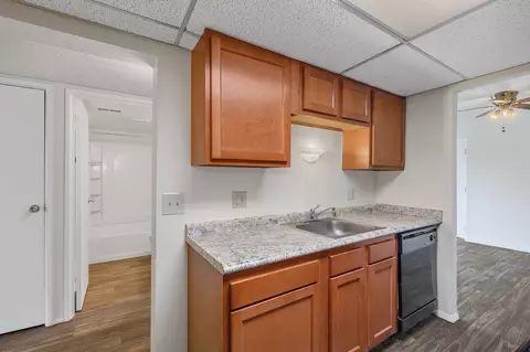 2682 Lafeuille Cir, Cincinnati, OH 45211 photo 11