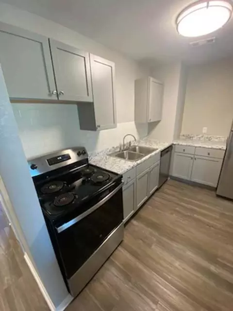 2701 S Emporia St, Wichita, KS 67216