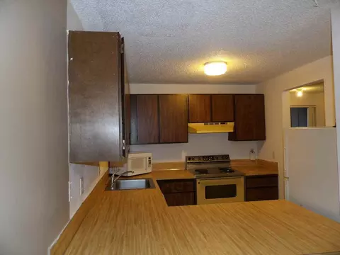 19095 NW Rock Creek Blvd, Oak Hills, OR 97229