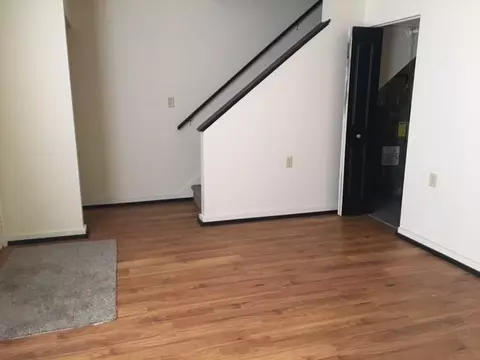 46 West St, Akron, OH 44303