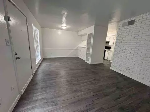 9310 Long Point Rd, Houston, TX 77055