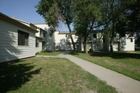 6813 Grimes Pl N, Brooklyn Center, MN 55429