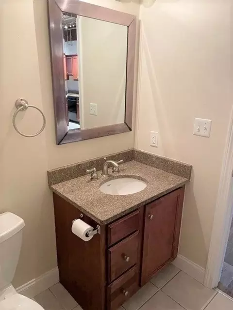 11 Vila St, Haverhill, MA 01832 photo 9
