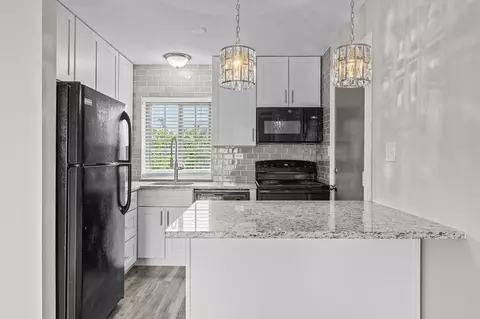 12559 Old Tesson Rd, Concord, MO 63128