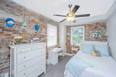 1000 King St, Charleston, SC 29403