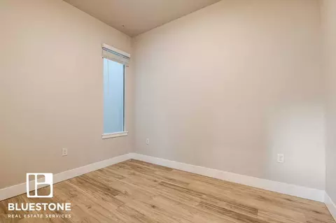 20711 SE Stark St, Gresham, OR 97030 photo 42