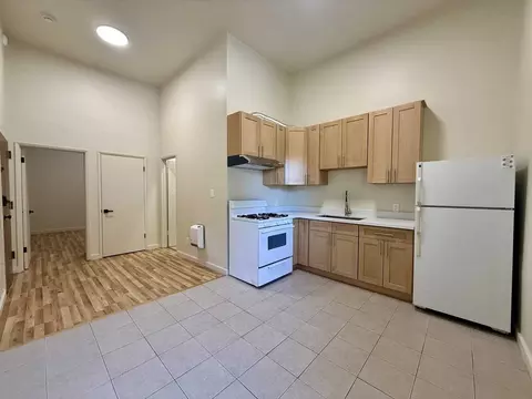 2315 Mission St, San Francisco, CA 94110