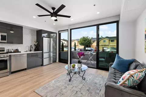 4551 Hamilton St, San Diego, CA 92116