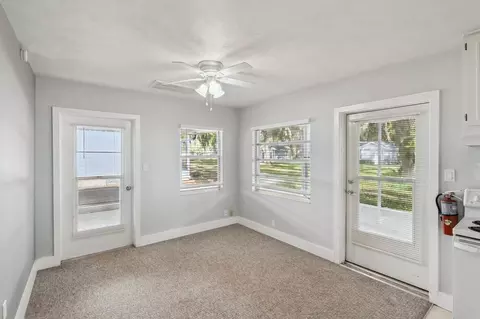 5723 E Harbor Dr, Fruitland Park, FL 34731