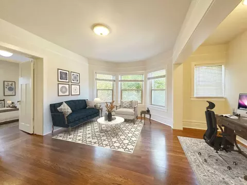 305 Bellevue Ave E, Seattle, WA 98102