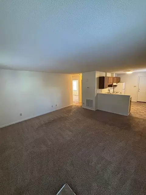 1520 Collegeview Ave, Raleigh, NC 27606