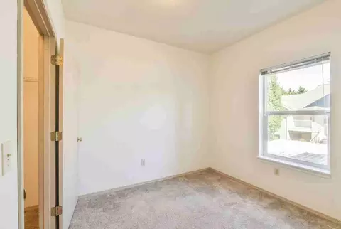 808 Pool St, Eugene, OR 97401 photo 10