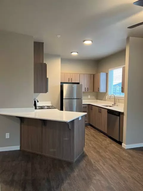 225 Timber Ridge St SE, Albany, OR 97322
