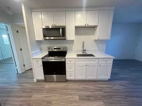 1749 N Vulcan Ave, Encinitas, CA 92024