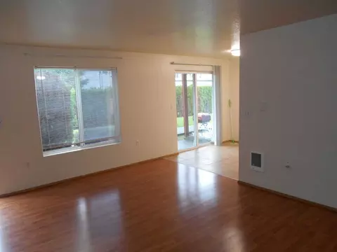 9327 SE Ramona St, Portland, OR 97266