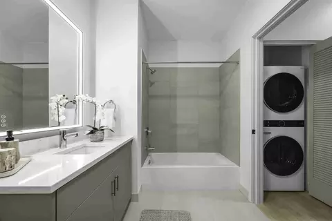 111 W Illinois St, Chicago, IL 60654 photo 10