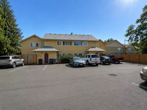 1206 SE Maple St, Hillsboro, OR 97123
