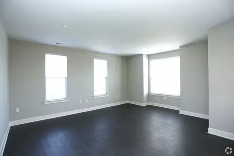 67 Halstead St, Clinton, NJ 08809 photo 3