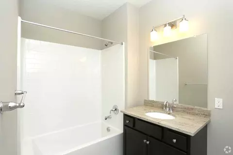 67 Halstead St, Clinton, NJ 08809 photo 4