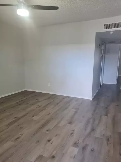 6702 N 17th Ave, Phoenix, AZ 85015 photo 3