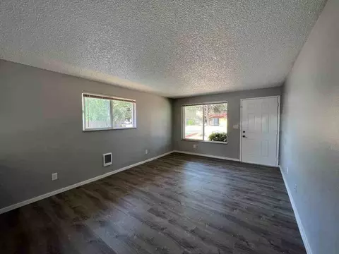 720 SE 187th Ave, Portland, OR 97233