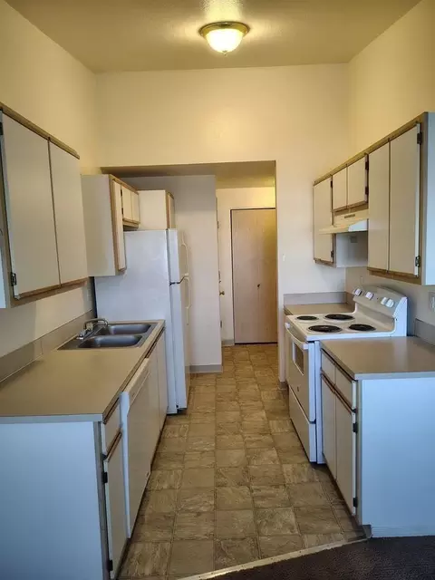 3211 Autumn Chase Way NE, Salem, OR 97305
