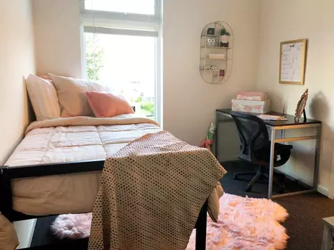 1000 Diamond St, Philadelphia, PA 19122