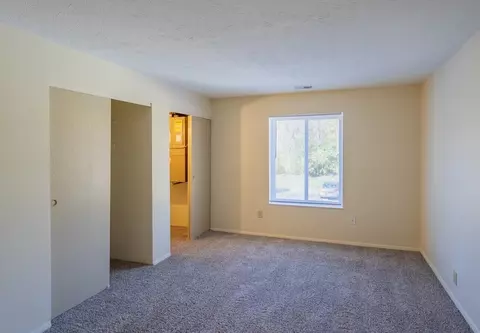 1009 Four Seasons Dr, Mason, OH 45040 photo 7