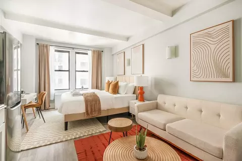 200 E 11th St, New York, NY 10003