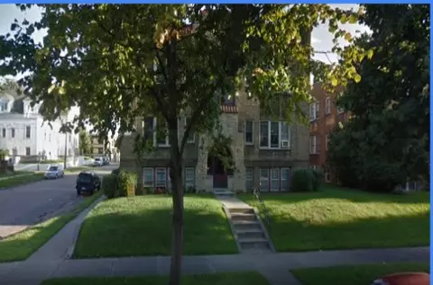 1642 Charles Ave, Saint Paul, MN 55104