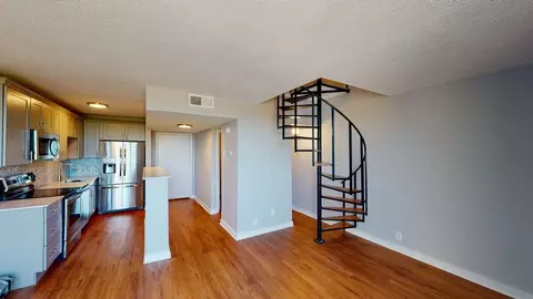 1945 Peoria St, Aurora, CO 80010