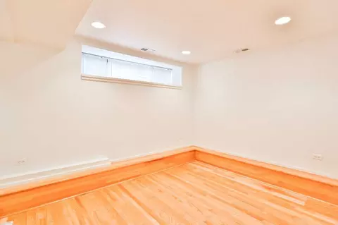 608 N Ada St, Chicago, IL 60642 photo 11