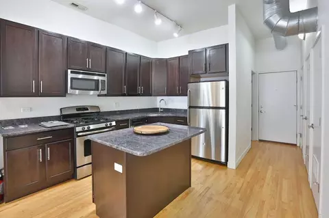608 N Ada St, Chicago, IL 60642 photo 2