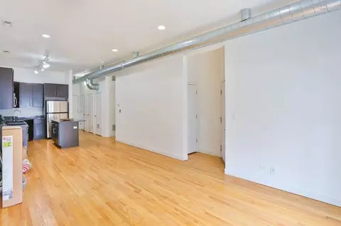 608 N Ada St, Chicago, IL 60642 photo 4