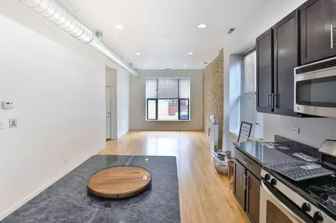 608 N Ada St, Chicago, IL 60642