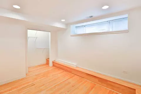 608 N Ada St, Chicago, IL 60642 photo 10