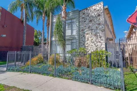 4142 Palmwood Dr, Los Angeles, CA 90008