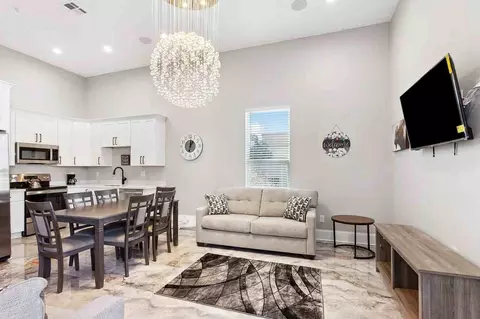 2335 Canal St, New Orleans, LA 70119