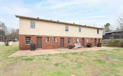 1914 48th St E, Tuscaloosa, AL 35405