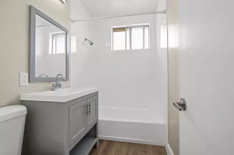 8342 Westminster Blvd, Westminster, CA 92683