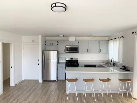 10762 Massachusetts Ave, Los Angeles, CA 90024