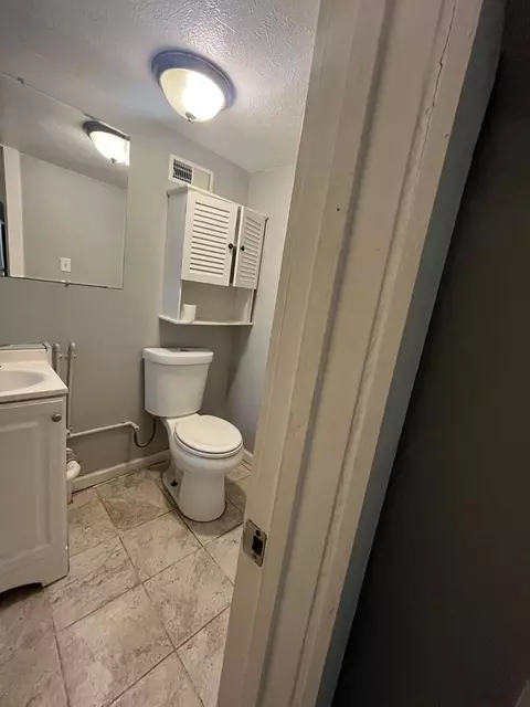 3442 W 54th St, Cleveland, OH 44102