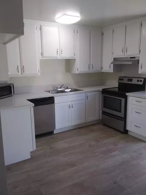 600 S Fernwood St, West Covina, CA 91791